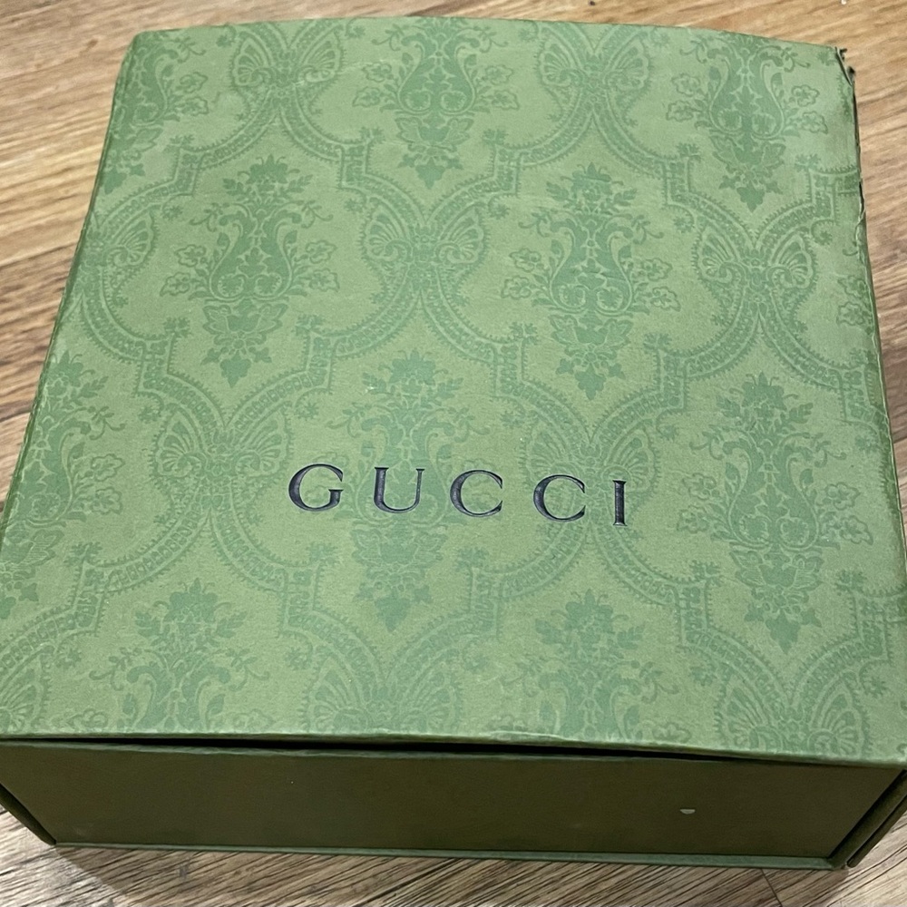 Authentic mid sized Gucci box